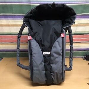 Phil & Teds Explorer  Universal Travel Bag,  Kid Bag/Camping/ Pet Bag black grey